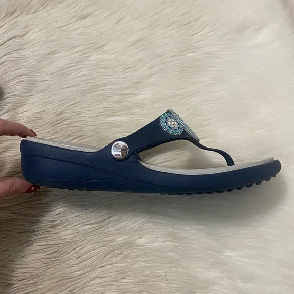 Crocs Blue Mosaic Cricle Sanrah Diamante Wedge Flip Flop Thong
Sandals - Picture 5 of 9